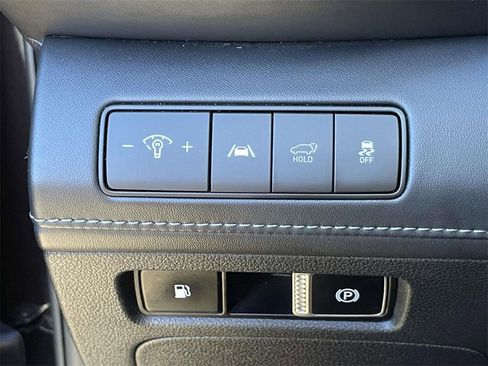 Certified 2022 Hyundai Santa Fe Limited image 18