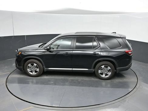 Used 2025 Honda Pilot EX-L image 51