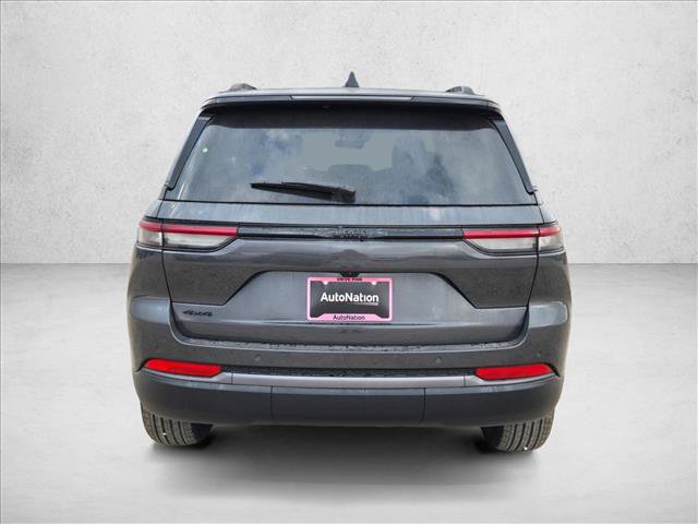 New 2026 Jeep Grand Cherokee Altitude AWD/4WD image 8
