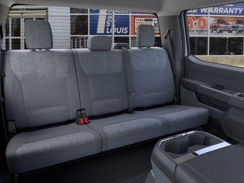 New 2026 Ford F250 XLT w/ XLT Premium Package AWD/4WD image 11