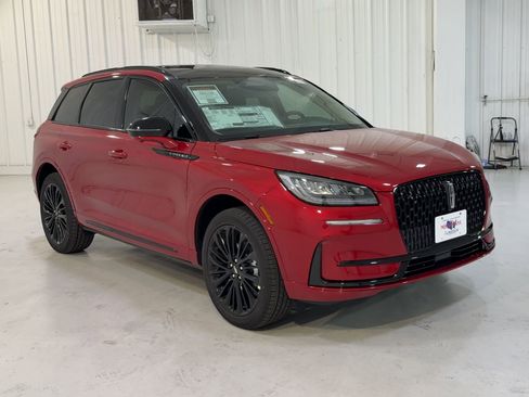 New 2025 Lincoln Corsair Premiere w/ Equipment Group 101A image 3