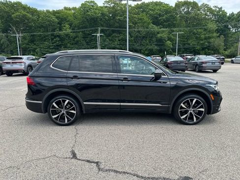 Certified 2023 Volkswagen Tiguan SEL R-Line AWD/4WD image 10