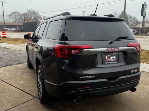 Used 2017 GMC Acadia SLT image 7