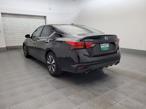 Used 2019 Nissan Altima 2.5 SV image 5