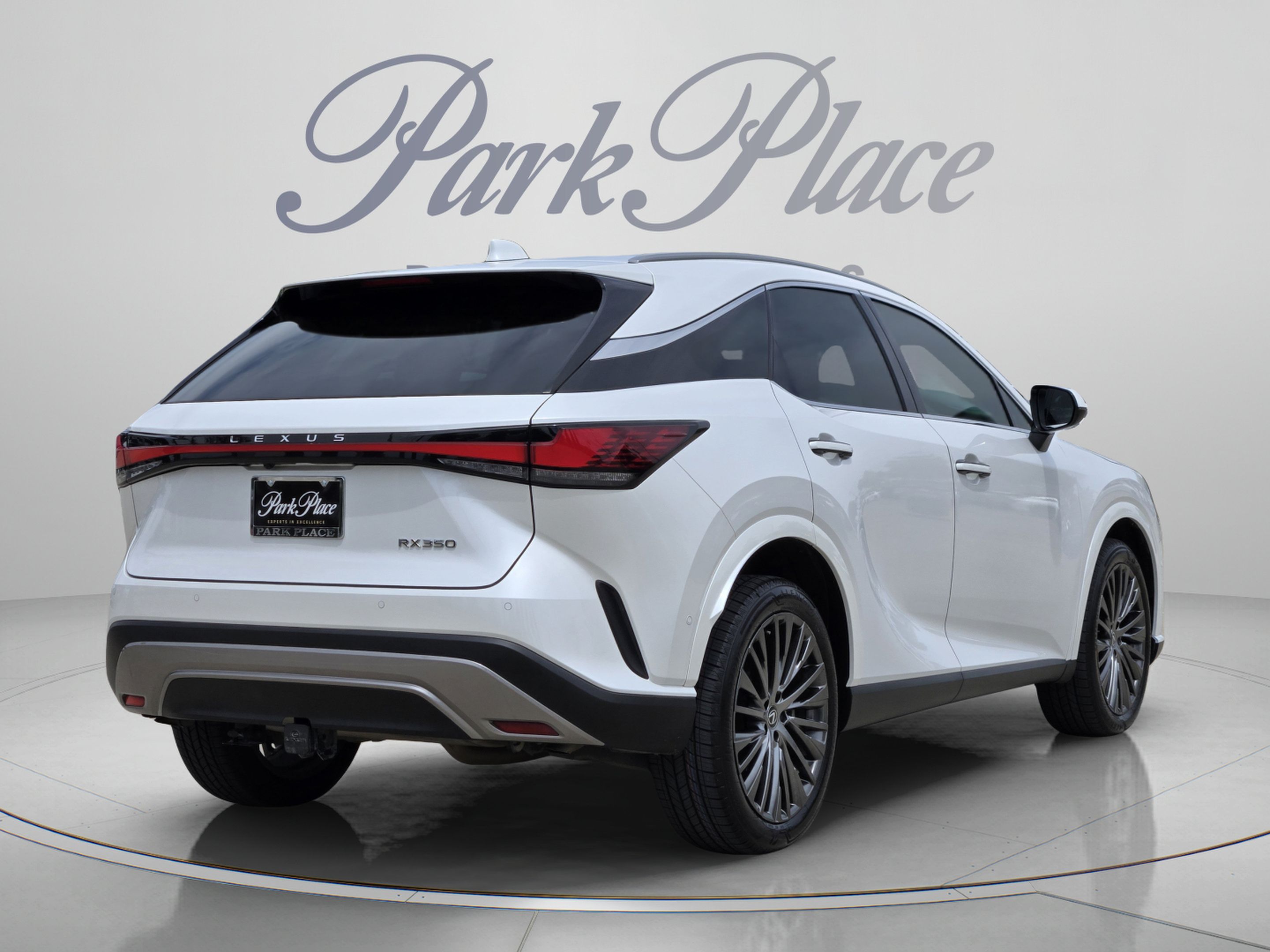 Used 2025 Lexus RX 350 FWD w/ Convenience Package image 5