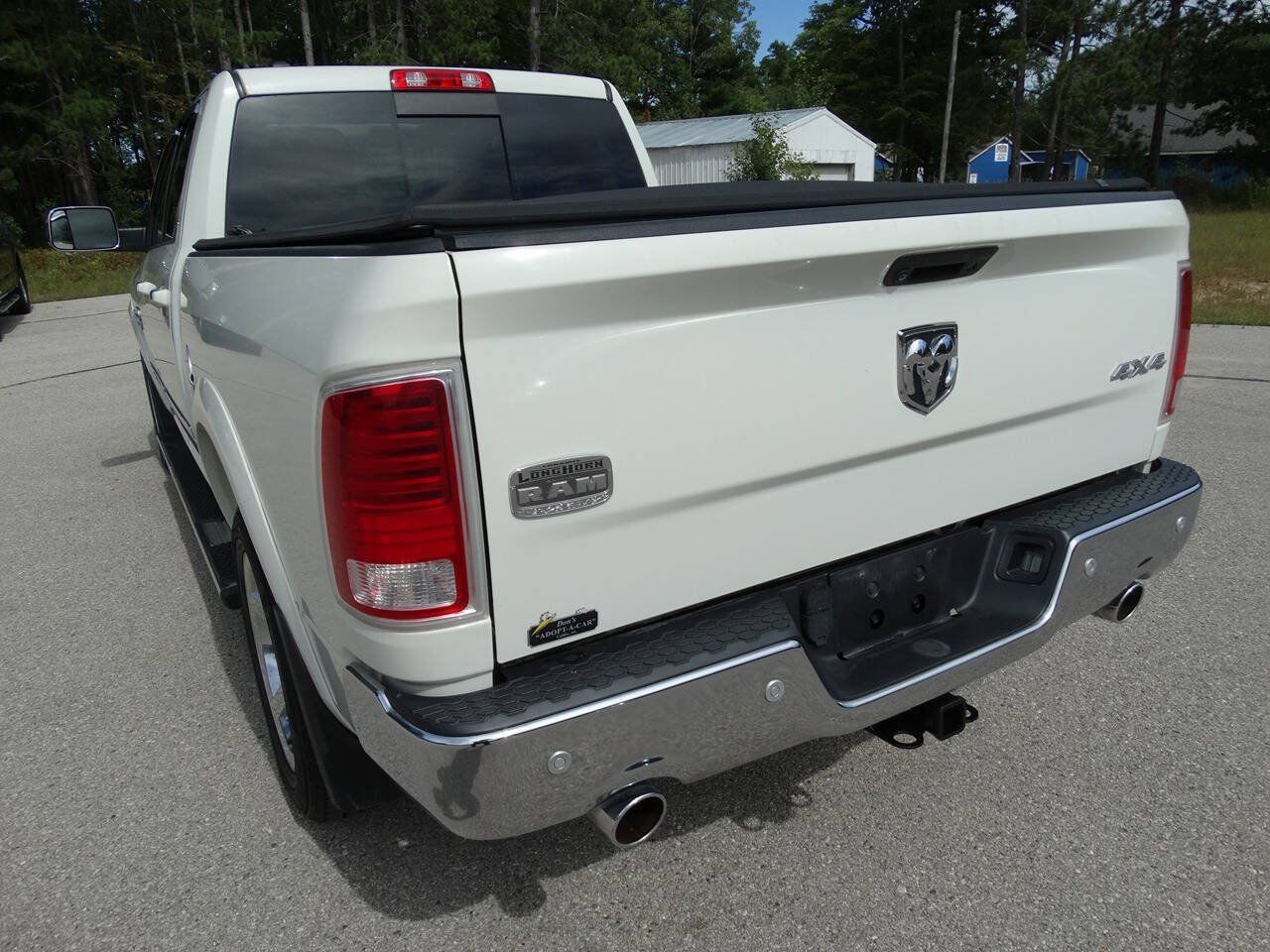 Used 2017 RAM 1500 4x4 Crew Cab Laramie Longhorn image 9