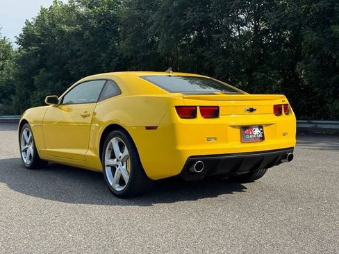 Used 2010 Chevrolet Camaro SS w/ RS Package RWD image 5