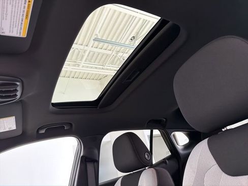 New 2026 Chevrolet Trax RS image 22