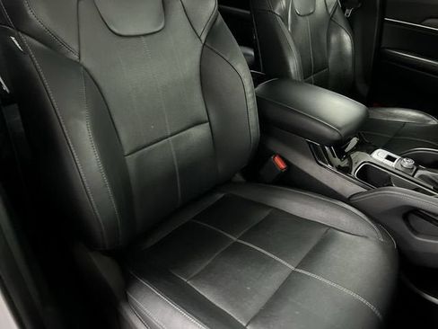 Used 2022 Kia Telluride EX w/ EX Premium Package FWD image 29