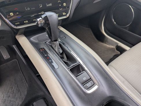 Used 2021 Honda HR-V EX image 27