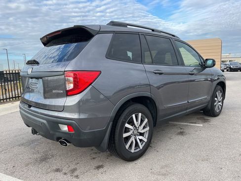 Used 2019 Honda Passport Touring image 4