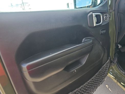 Used 2021 Jeep Wrangler Unlimited Sport AWD/4WD image 11
