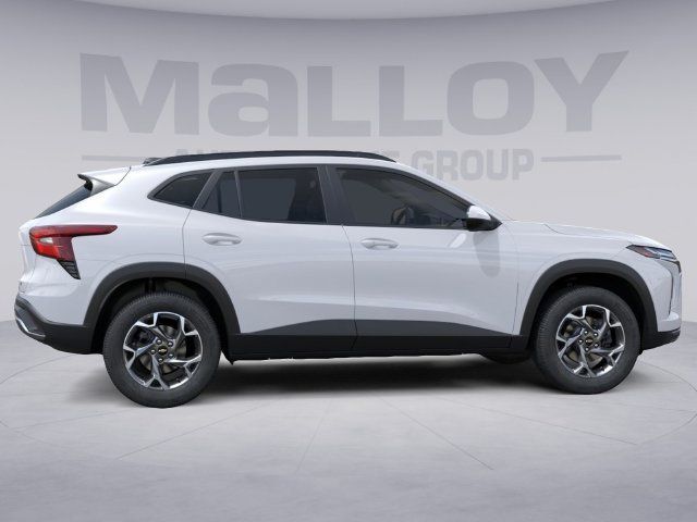 New 2026 Chevrolet Trax LT w/ LT Convenience Package FWD image 6