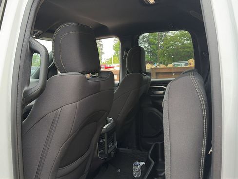 Used 2025 RAM 1500 Big Horn AWD/4WD image 35