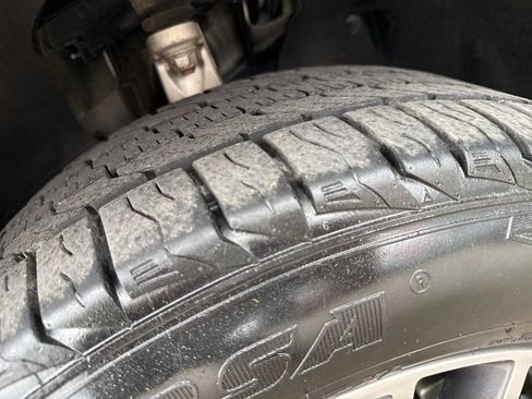 Used 2019 Jeep Grand Cherokee Limited w/ Luxury Group II image 29