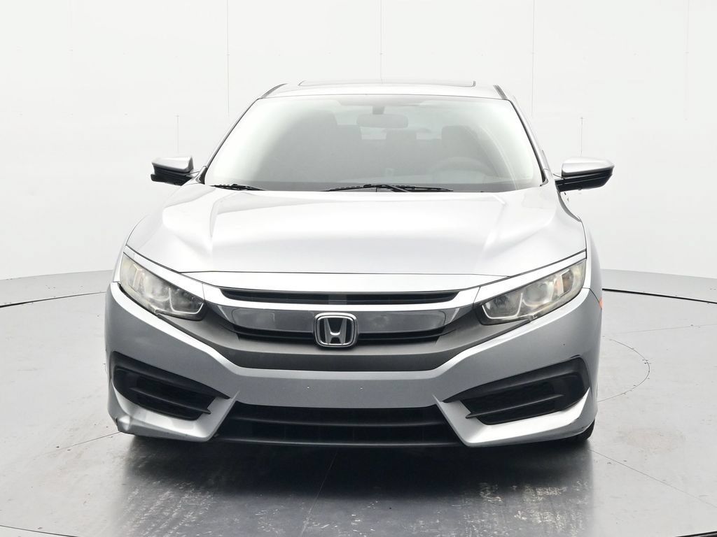 Used 2018 Honda Civic EX image 2
