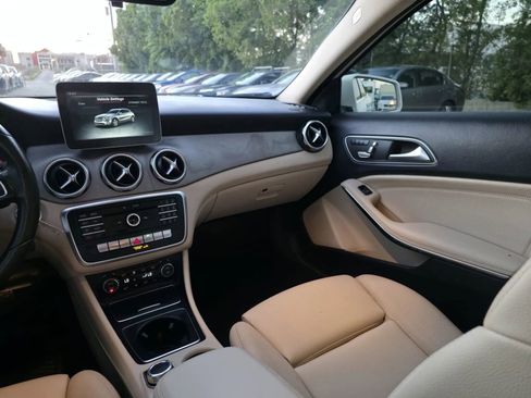 Used 2018 Mercedes-Benz GLA 250 image 22