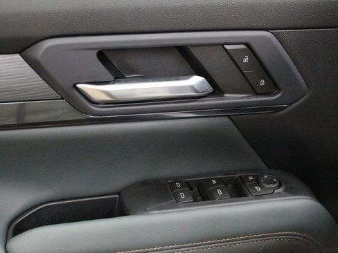 New 2026 GMC Terrain AT4 w/ LPO, Floor Liner Package image 16