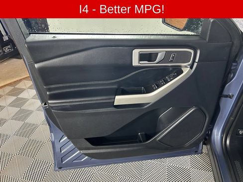 Used 2021 Ford Explorer XLT w/ Equipment Group 202A AWD/4WD image 10