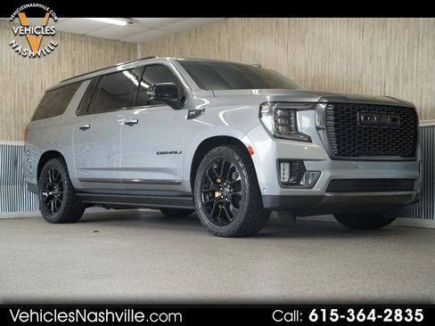 Used 2023 GMC Yukon XL Denali Ultimate AWD/4WD image 1