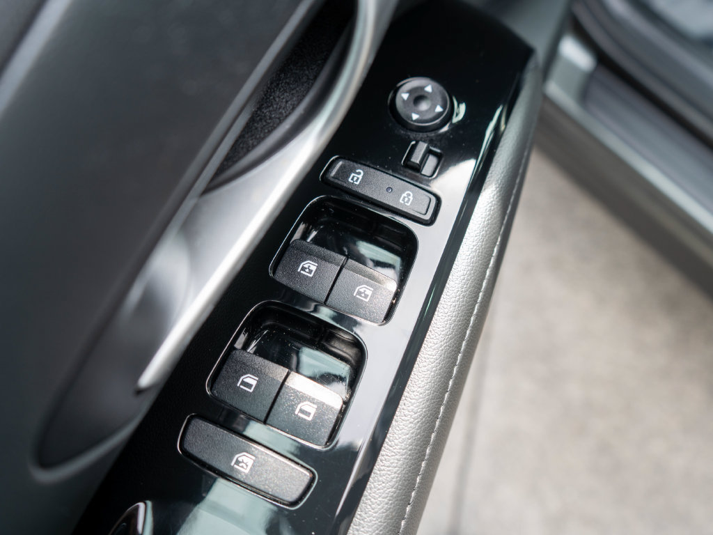 Used 2024 Hyundai Tucson Limited AWD/4WD image 18