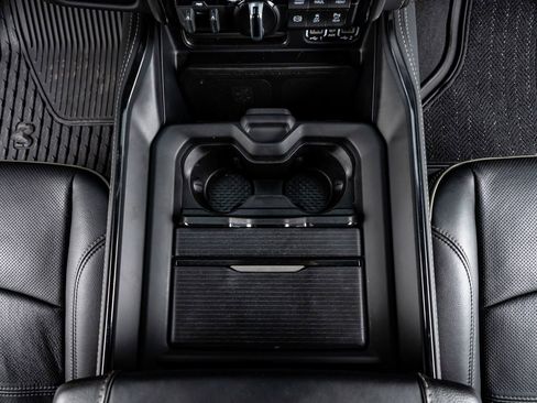 Used 2024 RAM 2500 Limited image 27