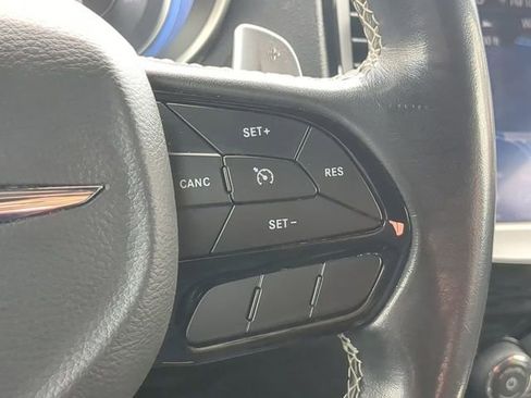 Used 2021 Chrysler 300 S image 30