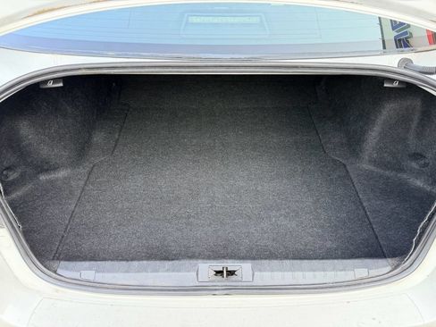 Used 2015 Subaru Legacy 2.5i Premium w/ Moonroof Package AWD/4WD image 14