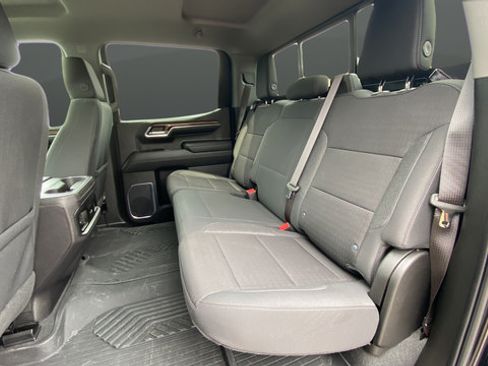 Used 2024 Chevrolet Silverado 1500 LT Trail Boss w/ Convenience Package II AWD/4WD image 22