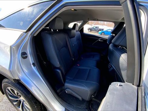 Used 2022 Lexus RX 350L Premium w/ Premium Package image 20