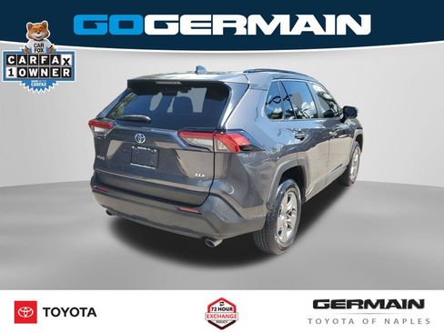 Used 2024 Toyota RAV4 XLE w/ Convenience Package FWD image 9