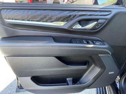 Used 2023 GMC Yukon Denali w/ Denali Reserve Package image 20