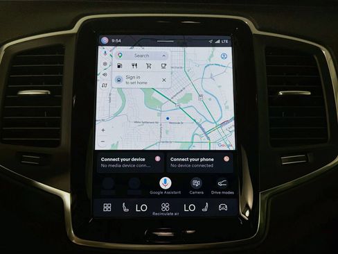 Certified 2024 Volvo XC90 B5 Core AWD/4WD image 15