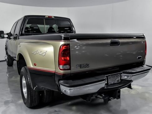 Used 2000 Ford F350 Lariat image 9