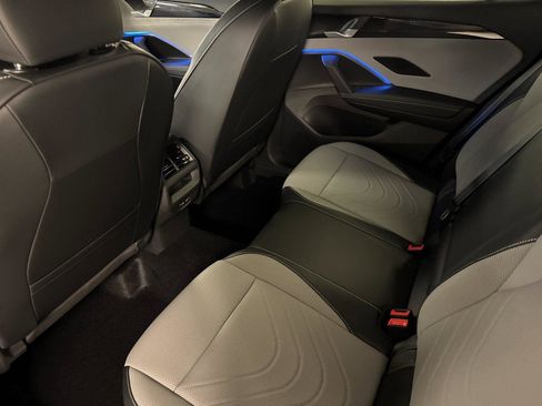 New 2026 Volkswagen Tiguan SE R-Line AWD/4WD image 11