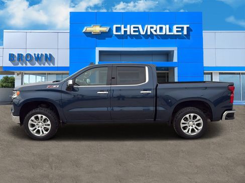 Used 2022 Chevrolet Silverado 1500 LTZ w/ Technology Package image 5