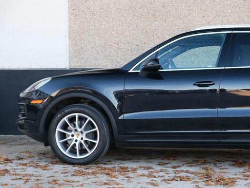 Used 2019 Porsche Cayenne image 7