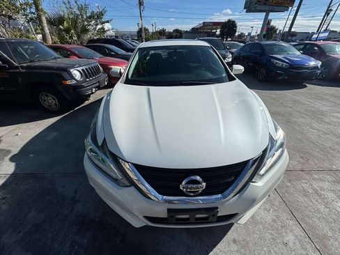 Used 2017 Nissan Altima 2.5 SL image 1