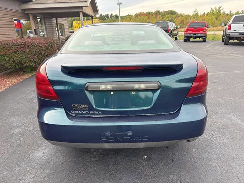 Used 2005 Pontiac Grand Prix w/ Drivers Plus Package image 5