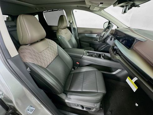 Used 2025 Nissan Murano Platinum w/ Cargo Package image 37