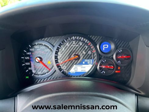 Used 2021 Nissan GT-R Premium AWD/4WD image 14