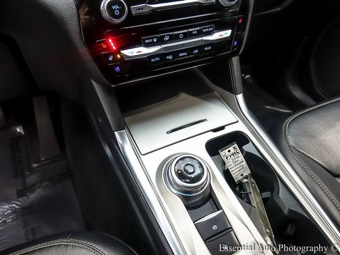 Used 2023 Ford Explorer Limited w/ Equipment Group 301A image 20