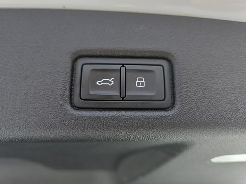 Certified 2025 Audi Q5 Premium Plus w/ Premium Plus AWD/4WD image 25
