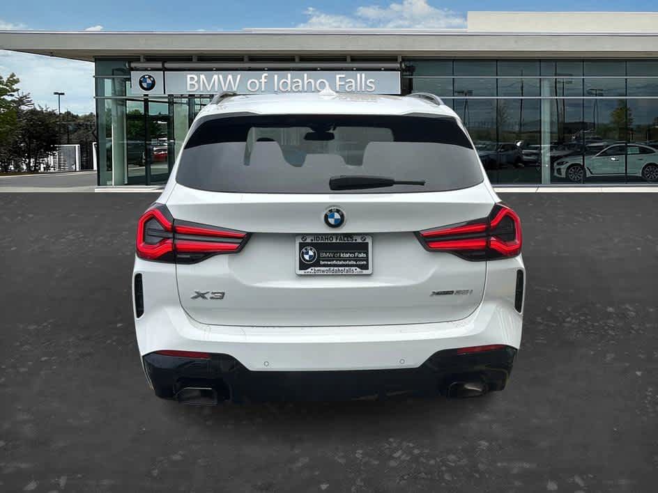 Used 2024 BMW X3 xDrive30i w/ Premium Package AWD/4WD image 6