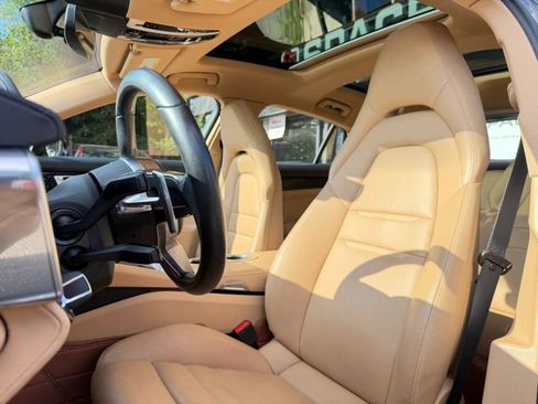 Used 2018 Porsche Panamera 4 AWD/4WD image 13