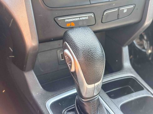 Used 2017 Ford Escape S FWD image 25