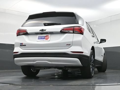 Used 2024 Chevrolet Equinox RS FWD image 27
