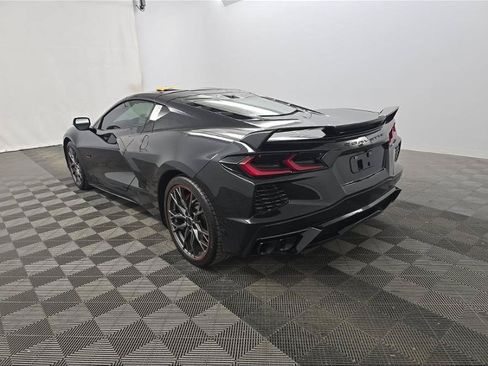 Used 2023 Chevrolet Corvette Stingray Premium Cpe w/ Z51 Performance Package RWD image 9