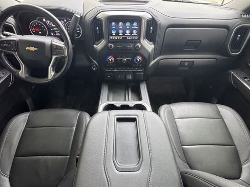 Used 2022 Chevrolet Silverado 2500 LTZ w/ LTZ Premium Package image 16