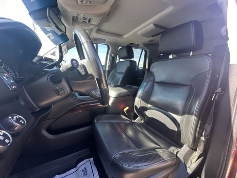 Used 2019 GMC Yukon SLT w/ Open Road Package image 4